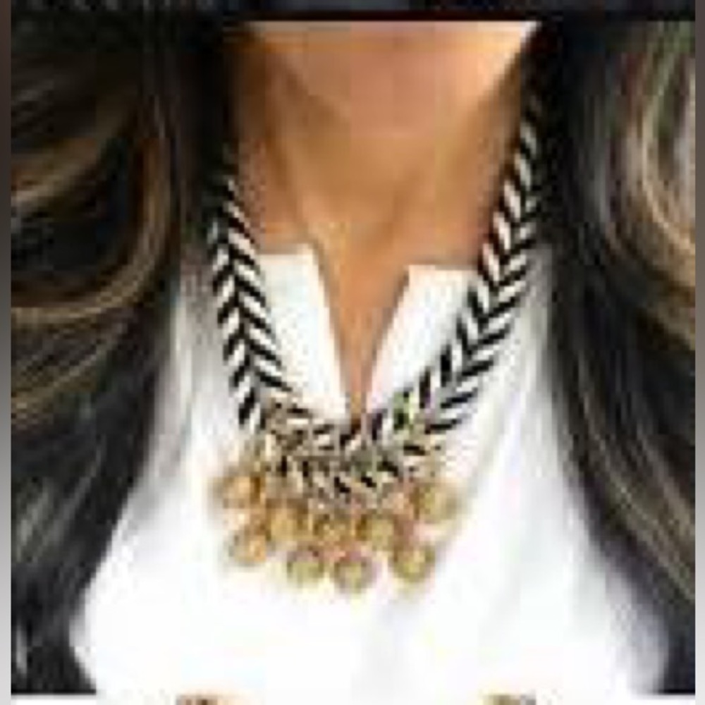 Kalani Necklace by Stella & Dot - Picture 2 of 6